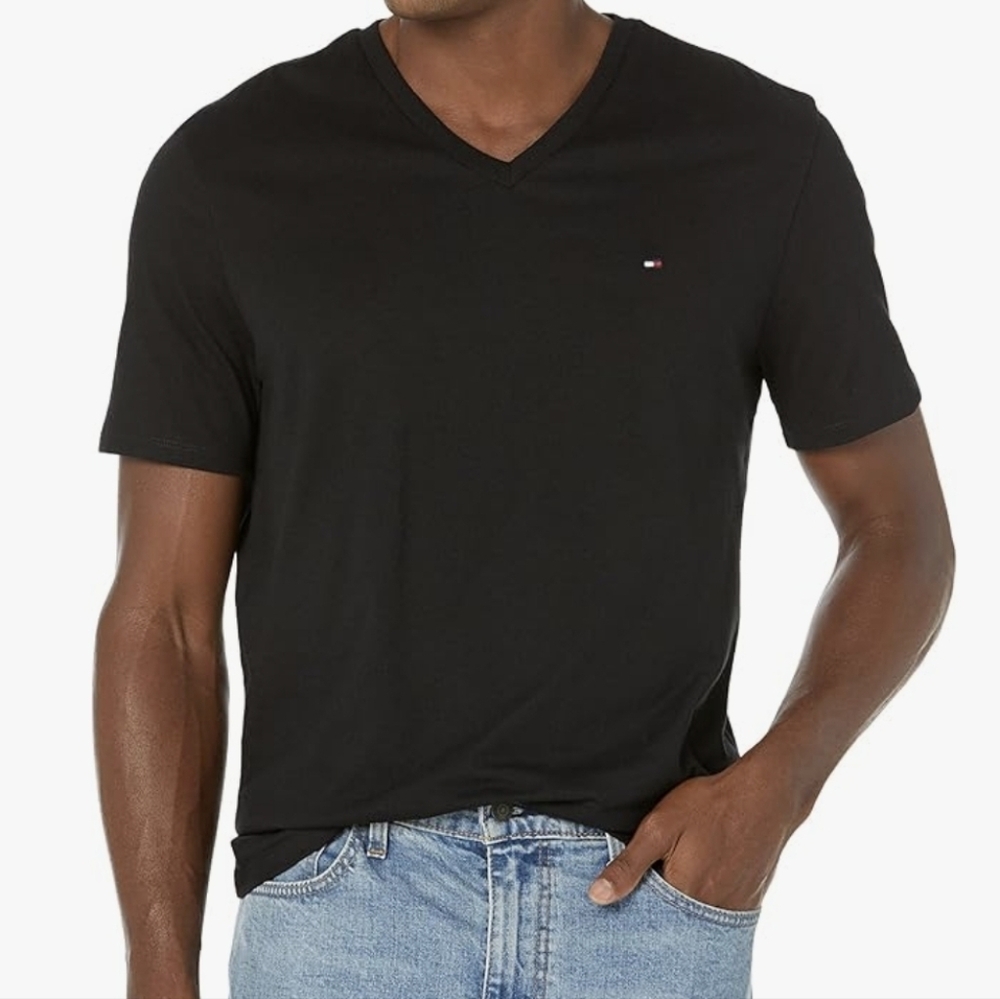 Tommy Hilfiger Men's Black V-Neck Tee Size XXL